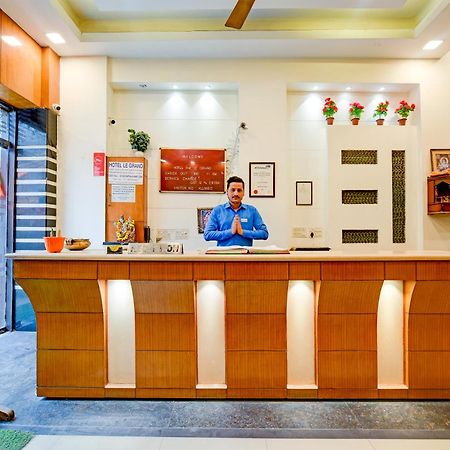 Hotel Le Grand - Walk-In From Rk Ashram Metro Station New Delhi Exterior photo